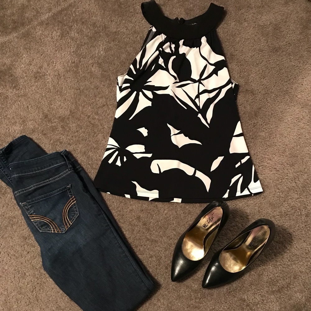 Tahari high neck tank